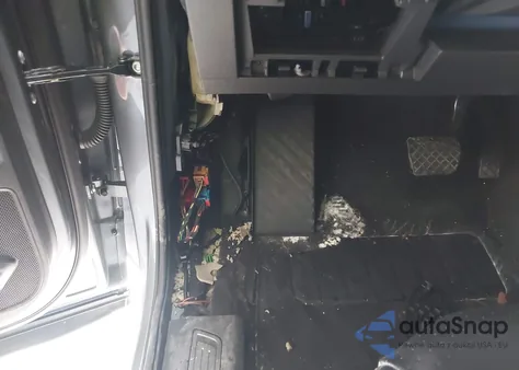 2022 Volkswagen Atlas 3.6L V6 Se W/Technology z USA, uszkodzony, nr VIN 1V2JR2CA9NC548447